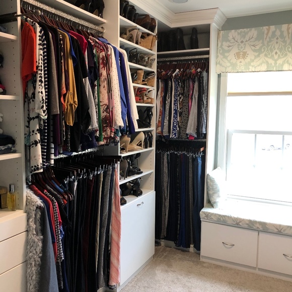 Meet your Posher, Janice - Picture 1 of 2